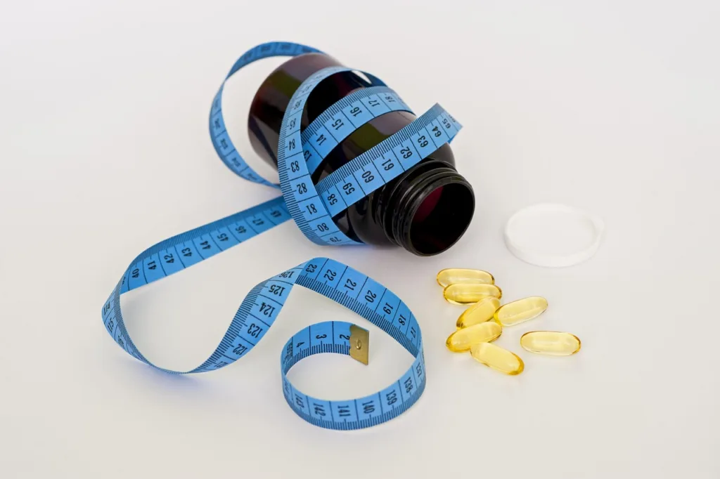 tape, pills, medicine, tablet, diet, fat, health, weight, healthy, loss, nutrition, dieting, food, fitness, lifestyle, concept, balance, measure, overweight, measurement, instrument, healthcare, isolated, pills, pills, diet, diet, fat, fat, fat, fat, fat, fitness, overweight